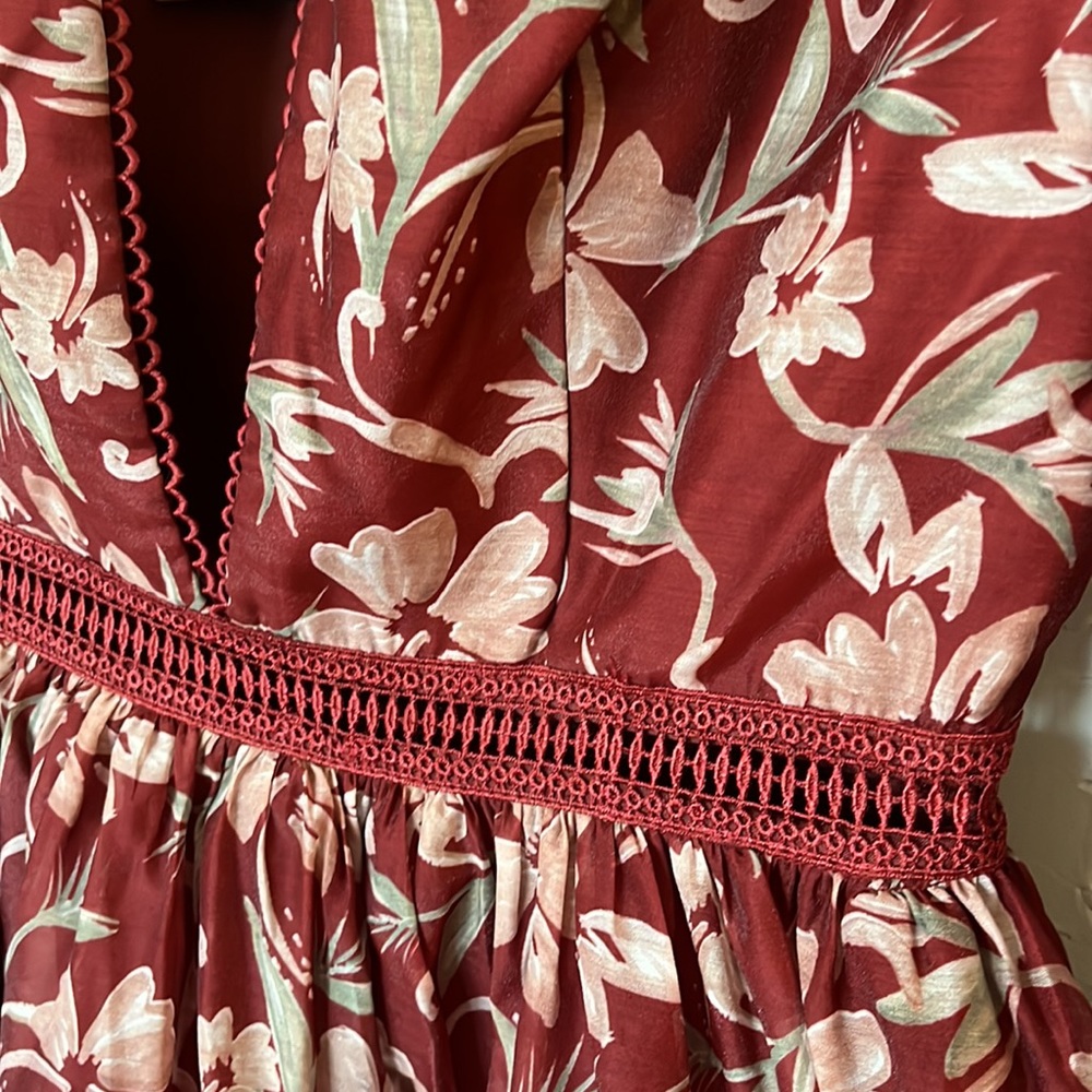 True decadence Burgundy Organza midi dress US4 - Picture 10 of 17